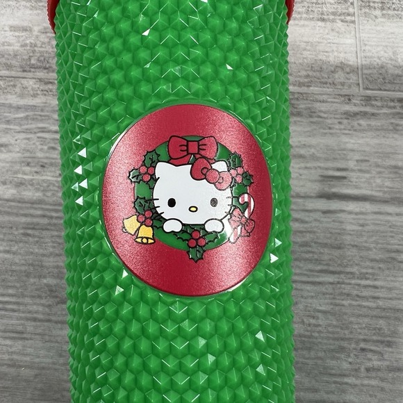 Sanrio Hello Kitty Holiday 2024 Wreath 24 Oz Spiked Green Acrylic‎ Tumbler NEW - Picture 2 of 3